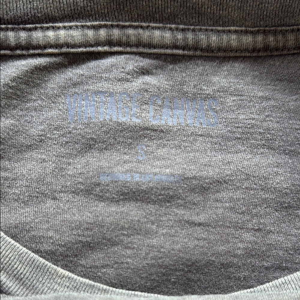 Artistic Gray Short Sleeve Tee with White Design vintage canvas. New. - Picture 5 of 7